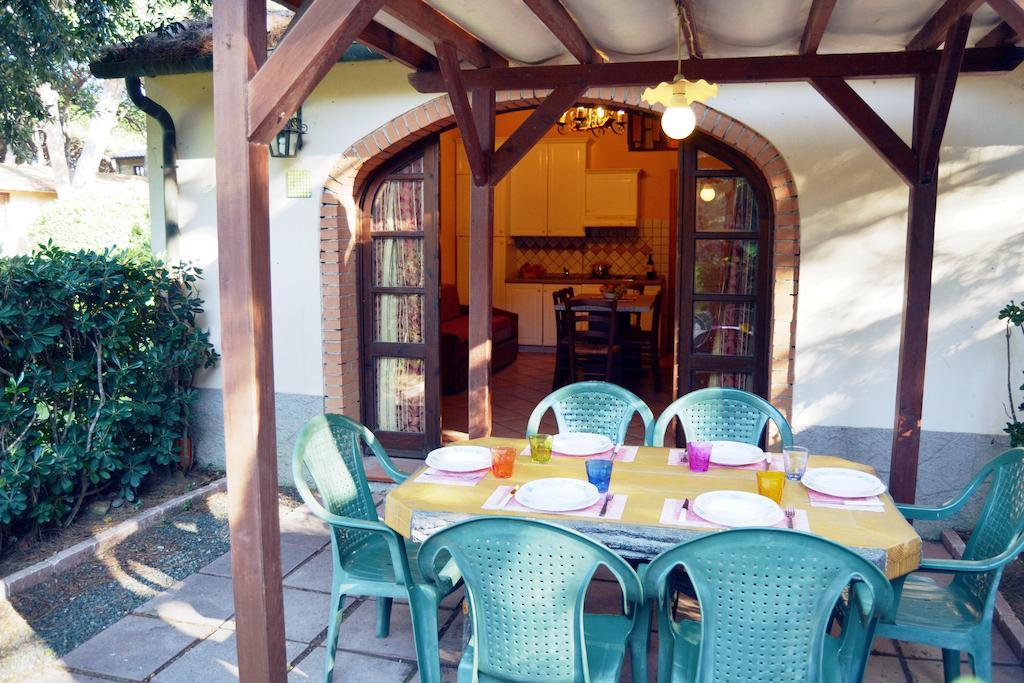 Villa Bolgherello Marina Di Bibbona Oda fotoğraf